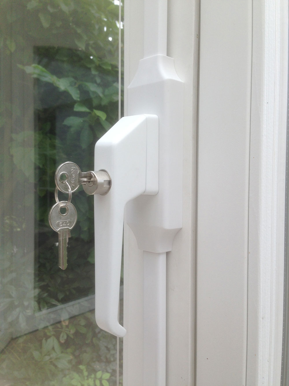 Abschließbarer Fenstergriff mit Schlüssel